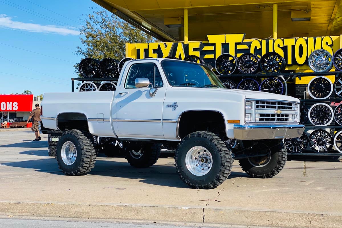 77-91 Chevy/GMC C10/K10 Truck & SUV/K5 Blazer 4WD 6 Inch Lift Kit - Rough Country