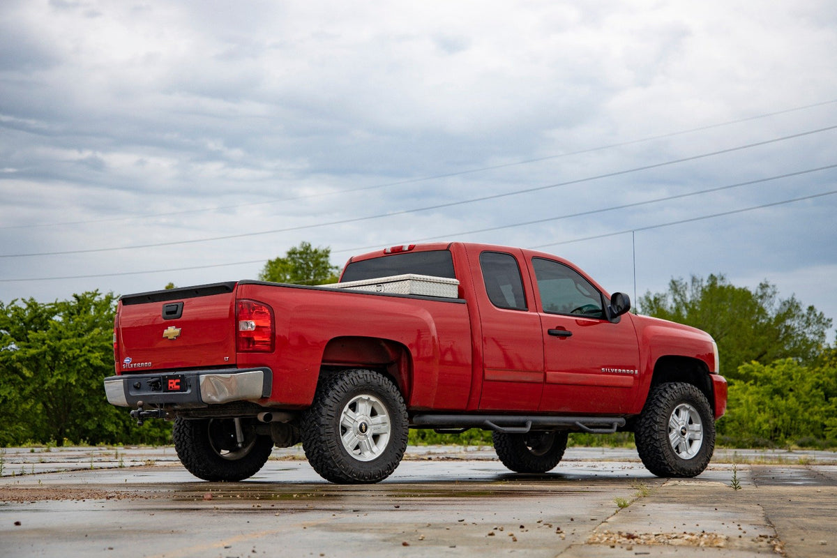 07-13 Chevy Silverado & GMC Sierra 1500 2WD 5 Inch Lift Kit - Rough Country