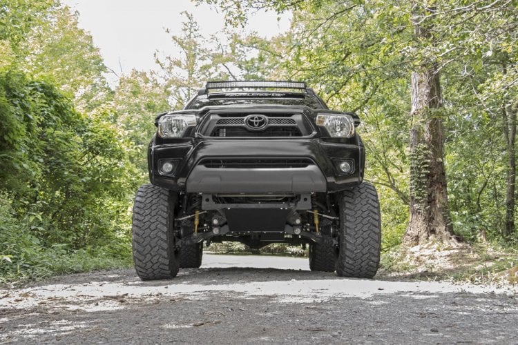 05-15 Toyota Tacoma 2WD/4WD 6 Inch Lift Kit - Rough Country