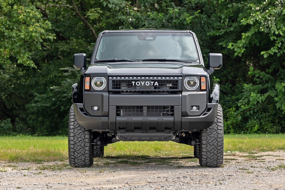 24-25 Toyota Land Cruiser 4WD 3.5 Inch Lift Kit - Rough Country