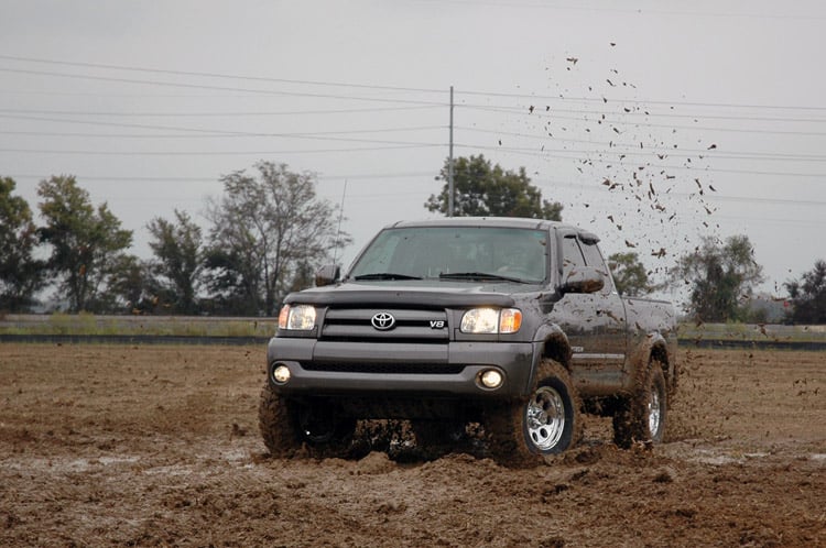 00-06 Toyota Tundra 4WD 2.5 Inch Lift Kit - Rough Country
