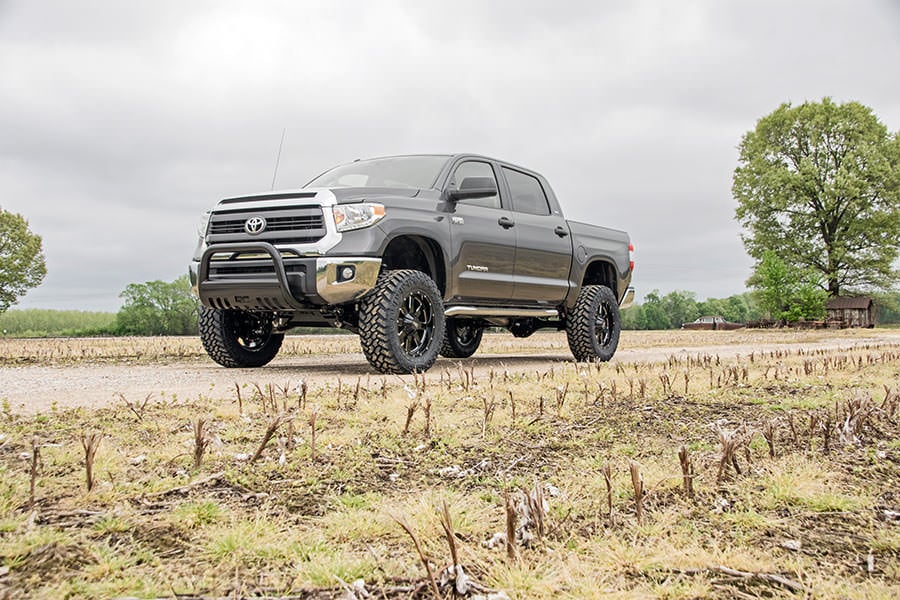 07-15 Toyota Tundra 2WD/4WD 6 Inch Lift Kit - Rough Country