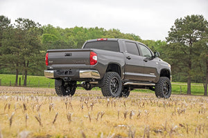 07-15 Toyota Tundra 2WD/4WD 6 Inch Lift Kit - Rough Country
