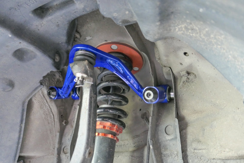98-05 Lexus GS300 / GS400 Megan Racing Front Camber Arms (Extreme Low)