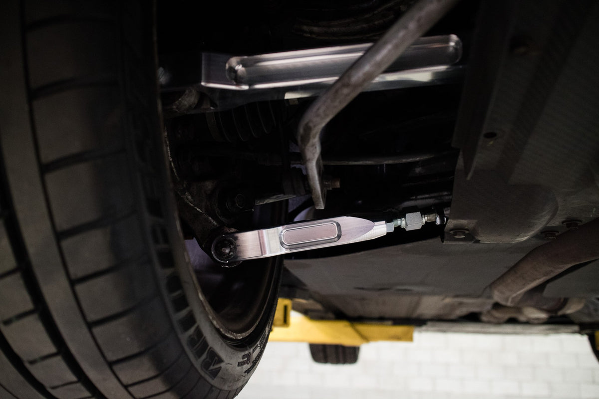 08-UP Nissan GTR R35 Voodoo13 Adjustable Rear Camber Arms