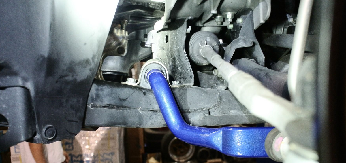 15-19 Subaru Legacy / Outback Megan Racing Front Sway Bar